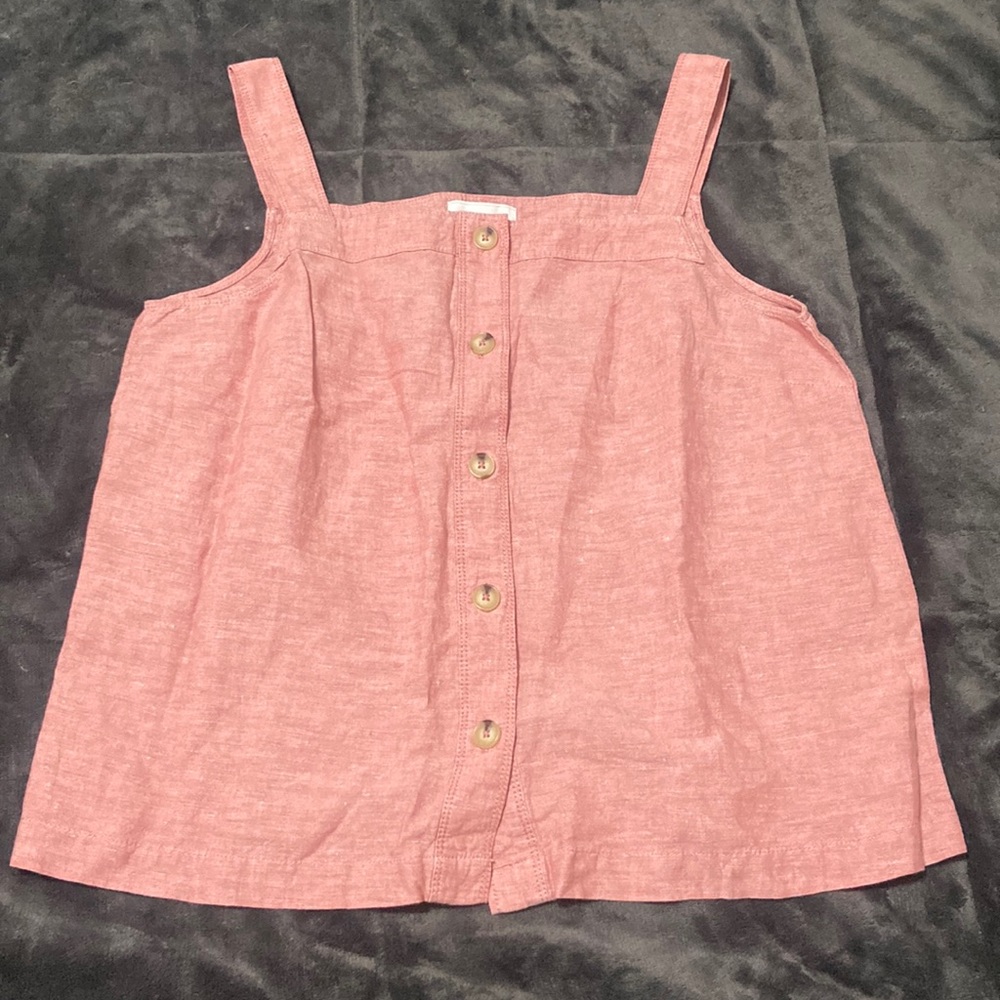 tank top/ shirt